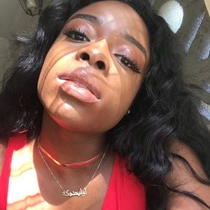 Gold choker necklace